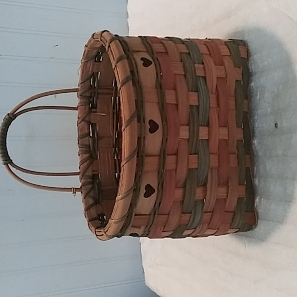 Wall basket - Picture 2 of 6